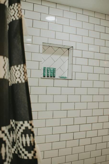 Casa Charleston-3Br-2Bath-Hot Tub-Pet Friendly-No Pet Fees! Βίλα Αλμπουκέρκι Εξωτερικό φωτογραφία