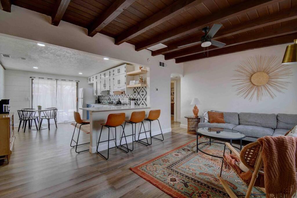 Casa Charleston-3Br-2Bath-Hot Tub-Pet Friendly-No Pet Fees! Βίλα Αλμπουκέρκι Εξωτερικό φωτογραφία