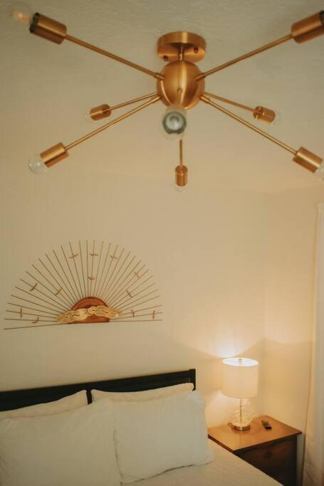 Casa Charleston-3Br-2Bath-Hot Tub-Pet Friendly-No Pet Fees! Βίλα Αλμπουκέρκι Εξωτερικό φωτογραφία