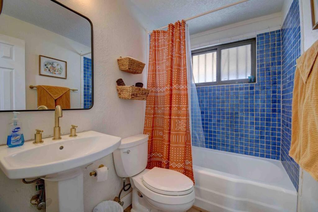 Casa Charleston-3Br-2Bath-Hot Tub-Pet Friendly-No Pet Fees! Βίλα Αλμπουκέρκι Εξωτερικό φωτογραφία