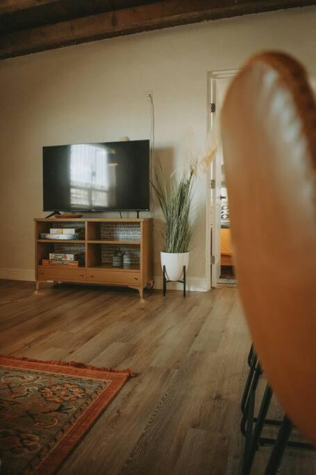 Casa Charleston-3Br-2Bath-Hot Tub-Pet Friendly-No Pet Fees! Βίλα Αλμπουκέρκι Εξωτερικό φωτογραφία